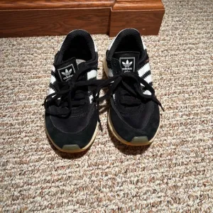 Men's Adidas Iniki Sneakers