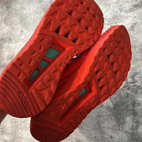 Men’s Adidas Red Questar CC Climacool Mesh Trainer Running Sneakers