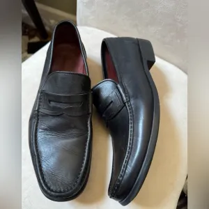 Men’s Bergdorf Goodman Magnanni loafers