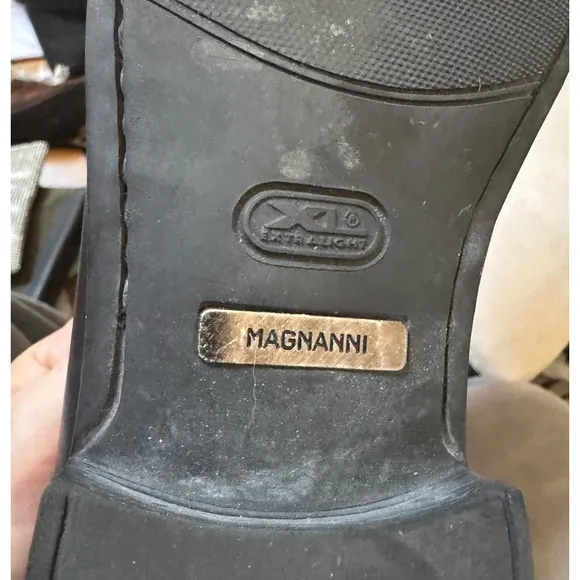 Men’s Bergdorf Goodman Magnanni loafers
