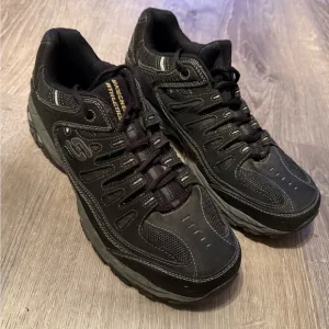 Men’s black skechers sneakers size 12