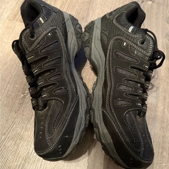 Men’s black skechers sneakers size 12