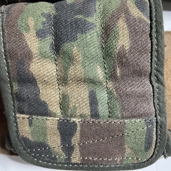 Mens Camo Sanuk slides size 9