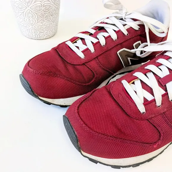 Men's Maroon Red New Balance 311 Sneakers