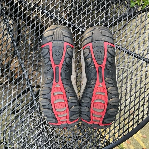 Men’s Merrill Grey Mesh &amp; Suede Waterproof Quality Sneakers!