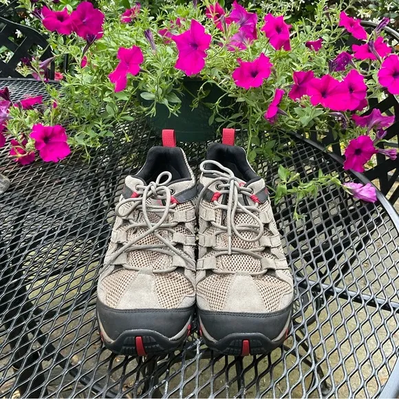 Men’s Merrill Grey Mesh &amp; Suede Waterproof Quality Sneakers!