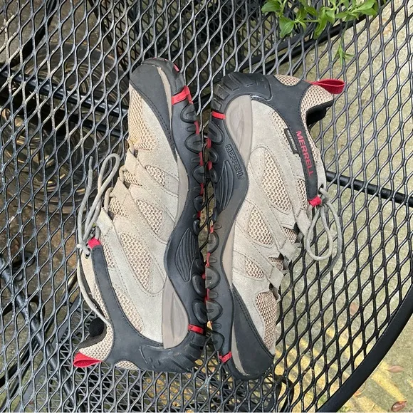 Men’s Merrill Grey Mesh &amp; Suede Waterproof Quality Sneakers!