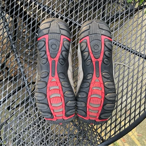 Men’s Merrill Grey Mesh &amp; Suede Waterproof Quality Sneakers!