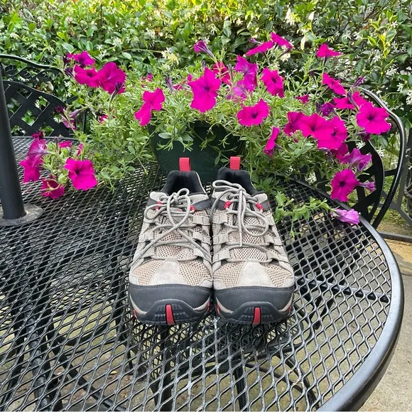 Men’s Merrill Grey Mesh &amp; Suede Waterproof Quality Sneakers!