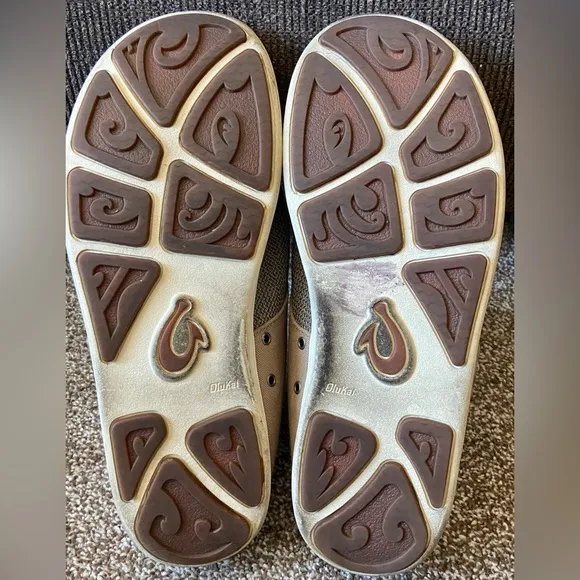 Men's OluKai Nohea Moku Tan Slip On Mesh Sneakers Sz 9