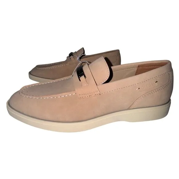 Mens  Size 9.5 Guess Tan Loafers Slip On Metal Buckle Accent &amp; Textured Sole