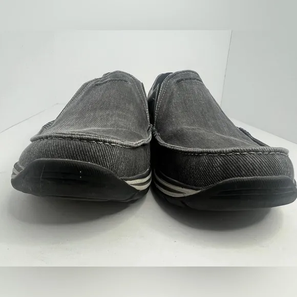 Men’s Skechers Avillo Black Relaxed Fit Memory Foam Slip On Sneakers Size 12M