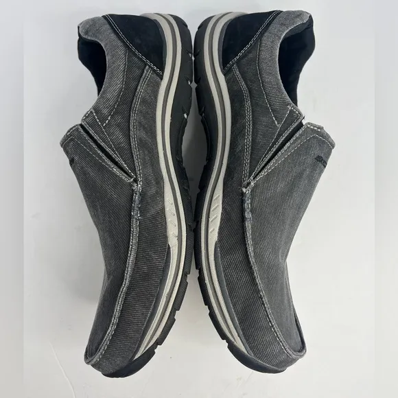Men’s Skechers Avillo Black Relaxed Fit Memory Foam Slip On Sneakers Size 12M