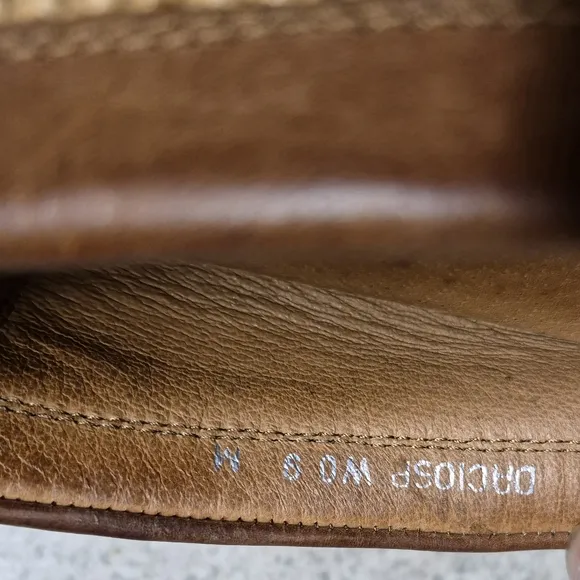 Men's Tan Loafers with Buckle Detail