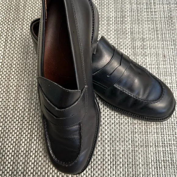 Men’s “TOD’S” Black Leather Loafers