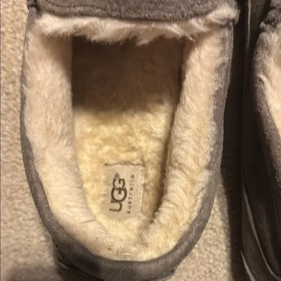 Men’s UGG gray Suede Slip-On Loafers/slippers.  Size 13