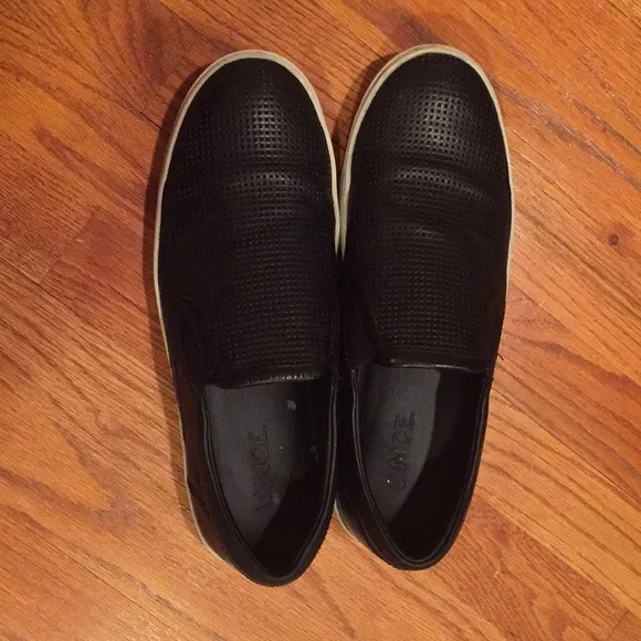 Men’s Vince slip on sneakers