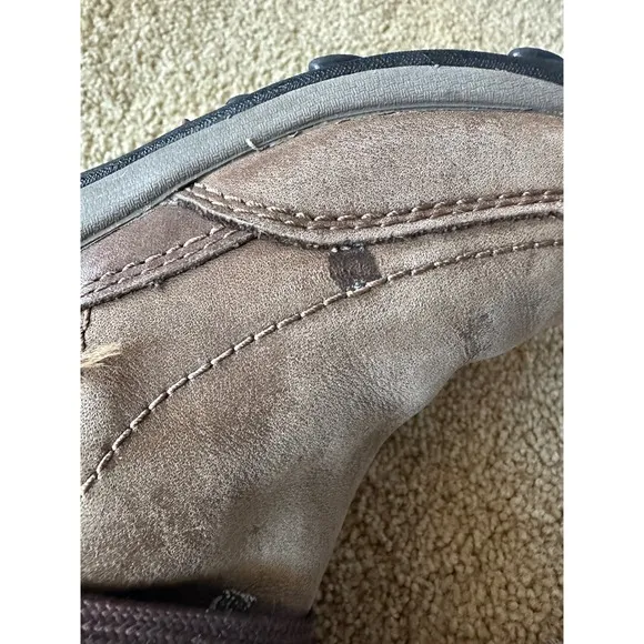 Merrell Waterproof Winter Boots Faux Fur Lined Lace Up Brown Woman's size 8