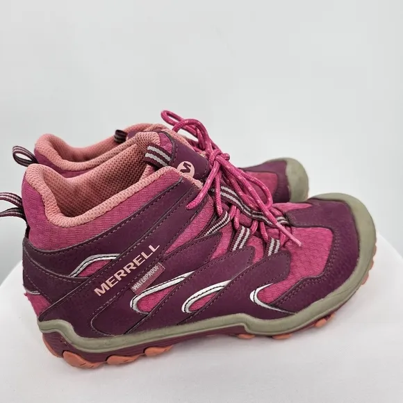 Merrell Youth Waterproof Pink Hiking Boots Size 2