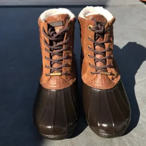 Michael kors beautiful duck boots with lining
