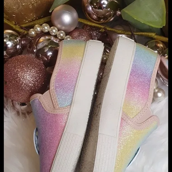 Michael Kors Big Kid Slip on Sneakers