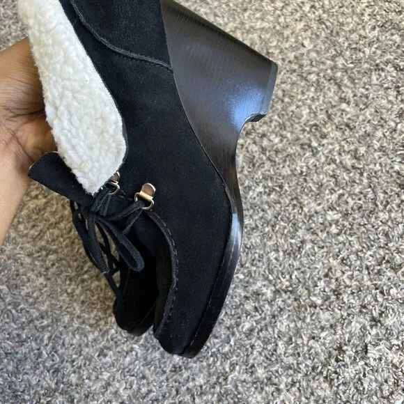 Michael Kors Black Suede Lace Up Wedge Ankle Boots Size 8.5 M Faux Fur Lined