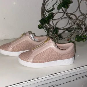 Michael Kors Keaton Zip Slip On Pink Sneakers with Gold Accents