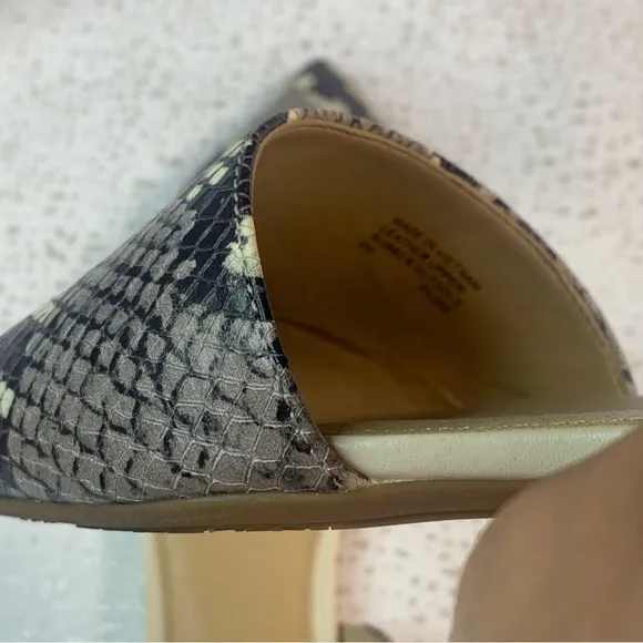 Michael Kors Snakeskin Pointed Flats Size 6