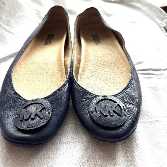 MICHAEL Michael Kors Lindsey Leather Ballet Flats navy SZ 8 M NWOT