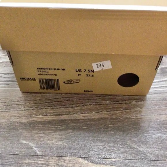 MICHAEL Michael Kors Monstera Leaf Flat Espadrille 7.5 NIB