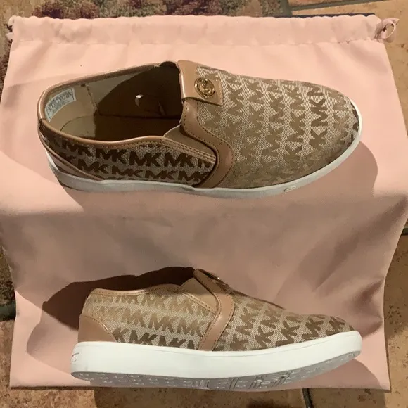 MICHAEL Michael Kors™. Slip on Premium Sneakers