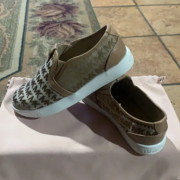 MICHAEL Michael Kors™. Slip on Premium Sneakers