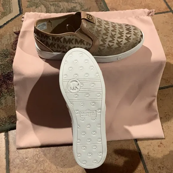 MICHAEL Michael Kors™. Slip on Premium Sneakers