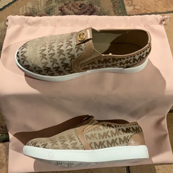 MICHAEL Michael Kors™. Slip on Premium Sneakers