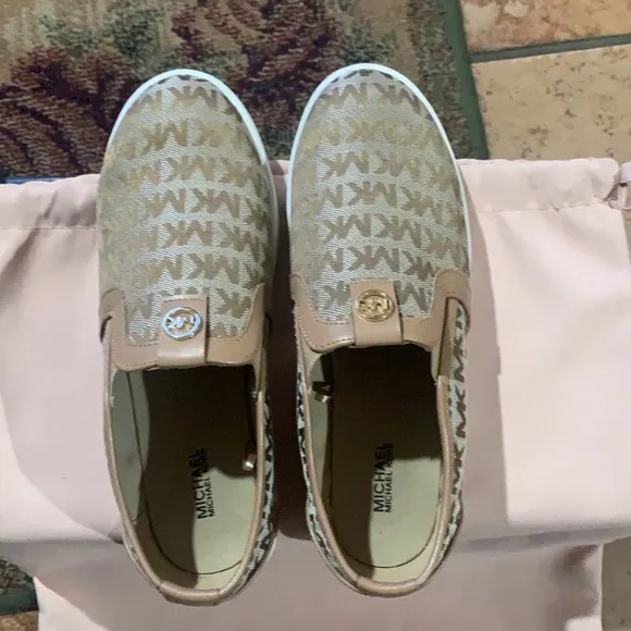 MICHAEL Michael Kors™. Slip on Premium Sneakers
