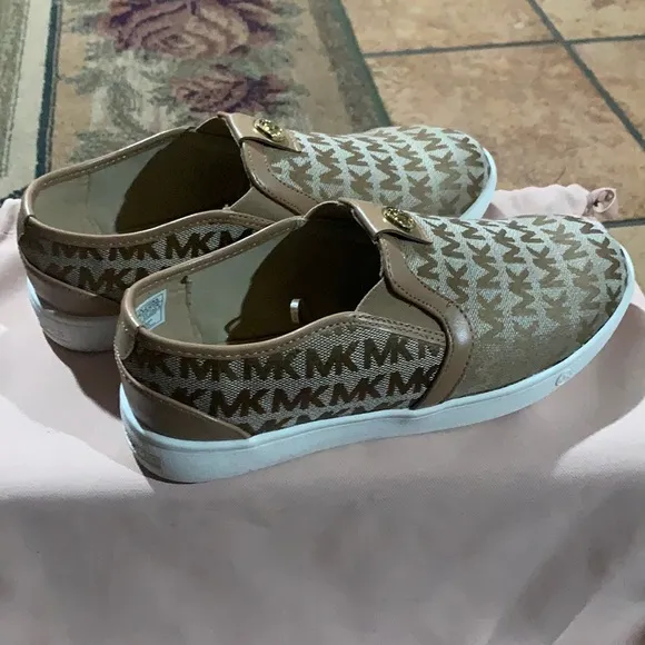 MICHAEL Michael Kors™. Slip on Premium Sneakers