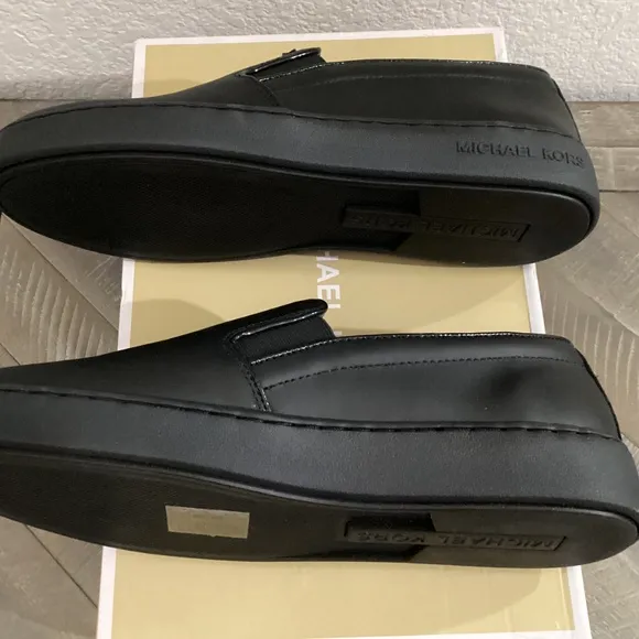 MICHAEL MICHAEL KORS Womens Keaton Slip-On Logo Sneakers
