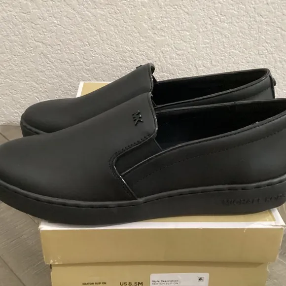 MICHAEL MICHAEL KORS Womens Keaton Slip-On Logo Sneakers