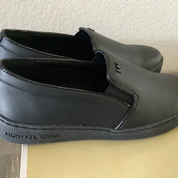 MICHAEL MICHAEL KORS Womens Keaton Slip-On Logo Sneakers