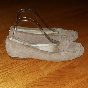 Michael Kors Tan leather loafers