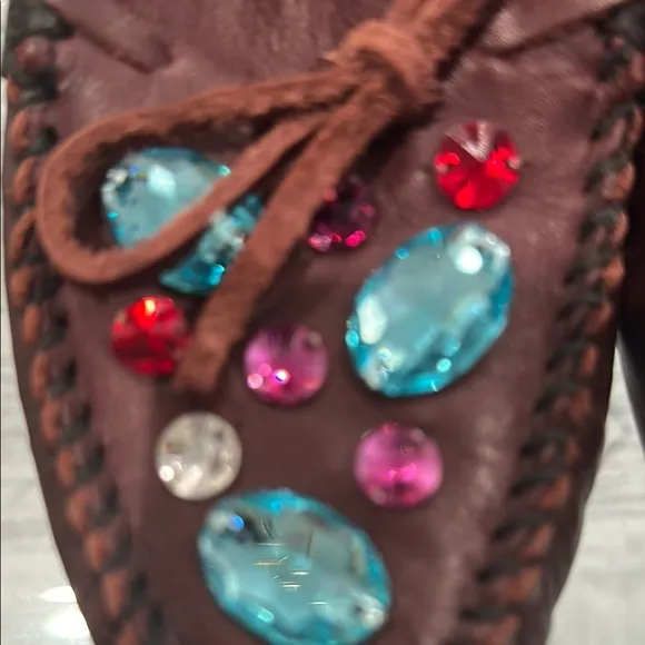 Minnetonka opening ceremony Embellished Leather Loafers - Brown womens size 7