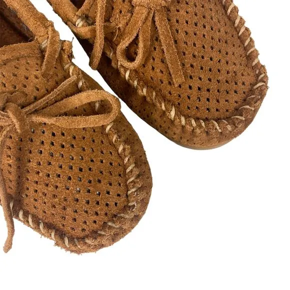 MINNETONKA Suede Lisa Moccasins Flats Loafers Perforated Chestnut Brown Womens 8