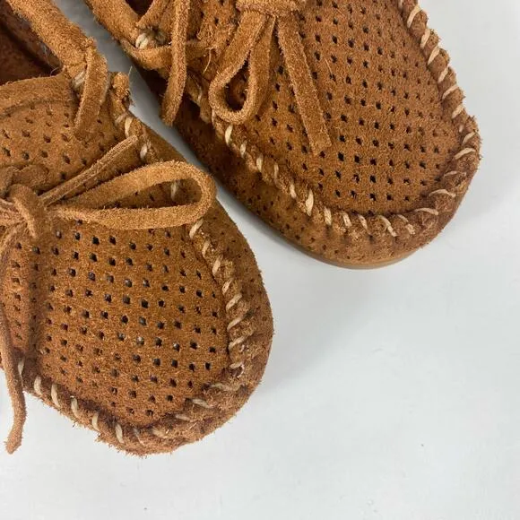 MINNETONKA Suede Lisa Moccasins Flats Loafers Perforated Chestnut Brown Womens 8