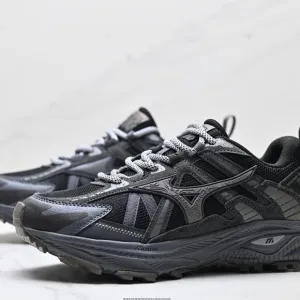 Mizuno Adventure Twe Black Mesh Sneakers