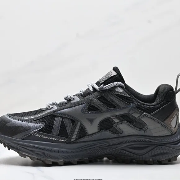 Mizuno Adventure Twe Black Mesh Sneakers