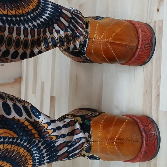 Multi Pattern Zip Up Faux Fur Lined Boots Size 41
