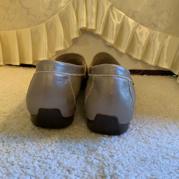 MUNRO AMERICAN KIMI WOMENS LEATHER LOAFERS