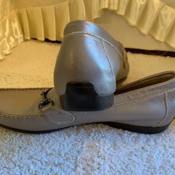 MUNRO AMERICAN KIMI WOMENS LEATHER LOAFERS