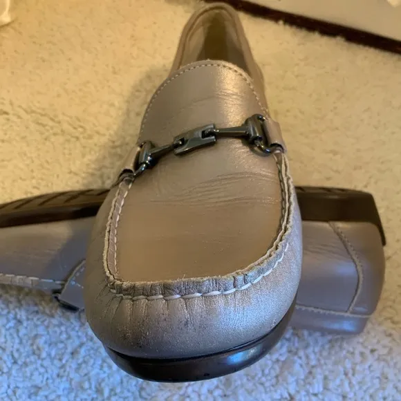 MUNRO AMERICAN KIMI WOMENS LEATHER LOAFERS