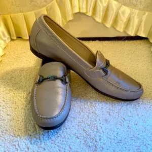 MUNRO AMERICAN KIMI WOMENS LEATHER LOAFERS